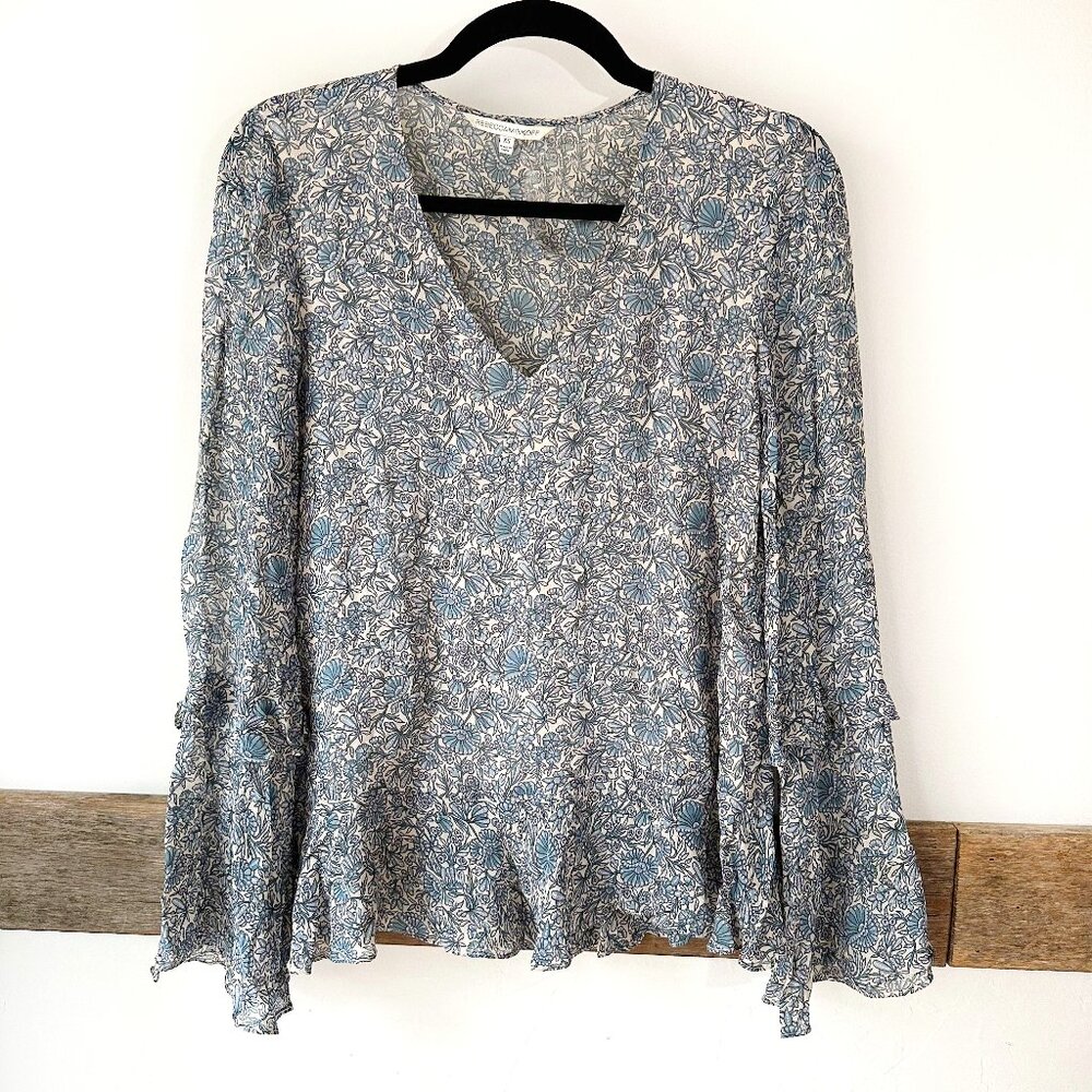 NWOT Rebecca Minkoff Floral Bohemian Blouse Blue Gray XS Bell Sleeves